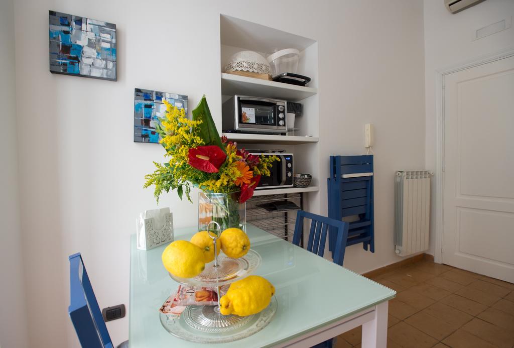 Boutique Apartment Al Duomo Salerno Esterno foto